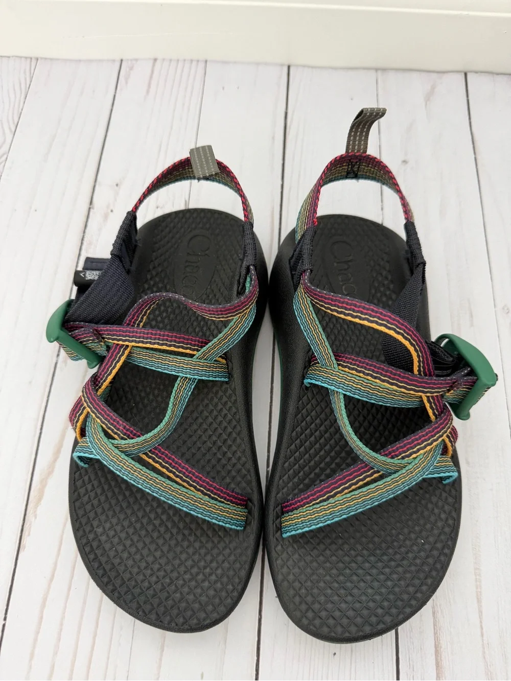 NEW Chaco Girls Multicolor Strappy Sport Sandals, Black Footbed